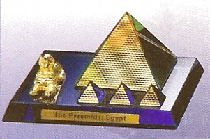 The Pyramids_Egypt (71x61x36 mm/2.8x2.4x1.4 inch)